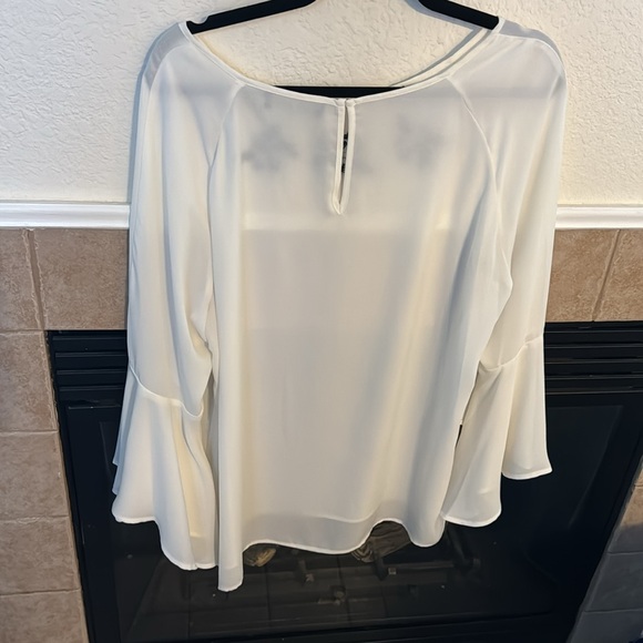 Ivanka Trump white, detailed top - Picture 6 of 8